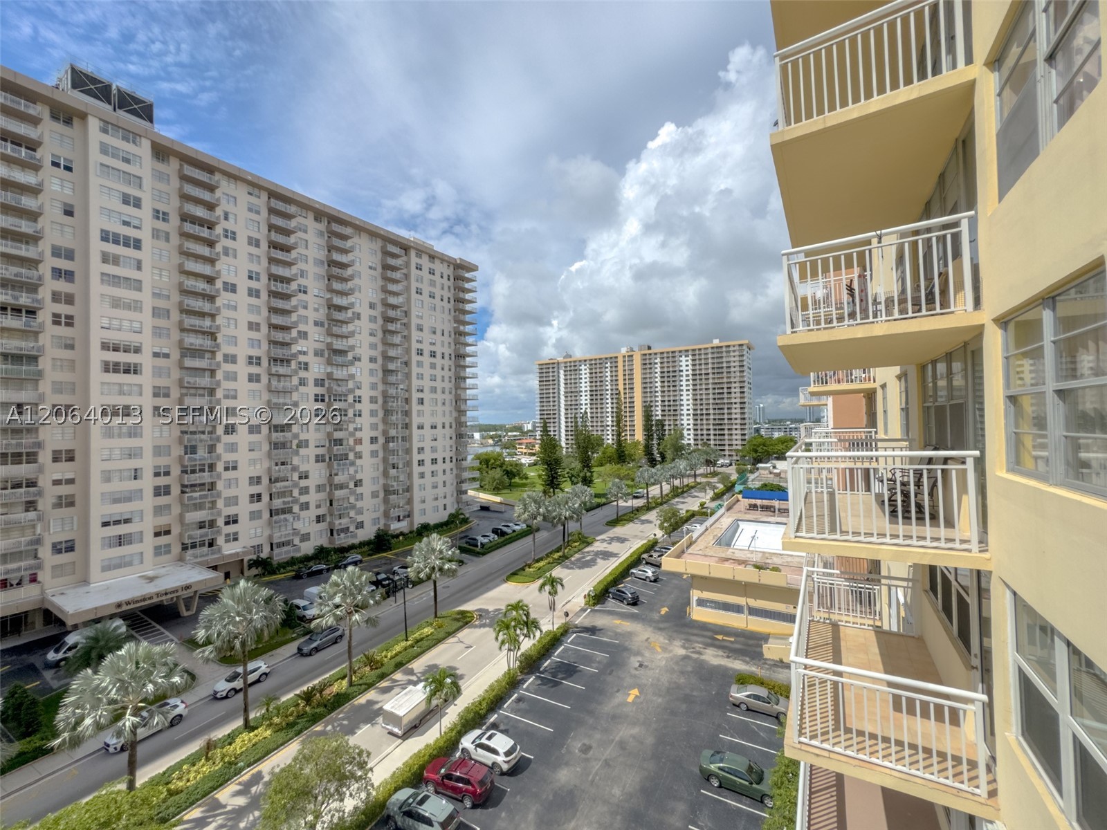image Winston Towers 20039