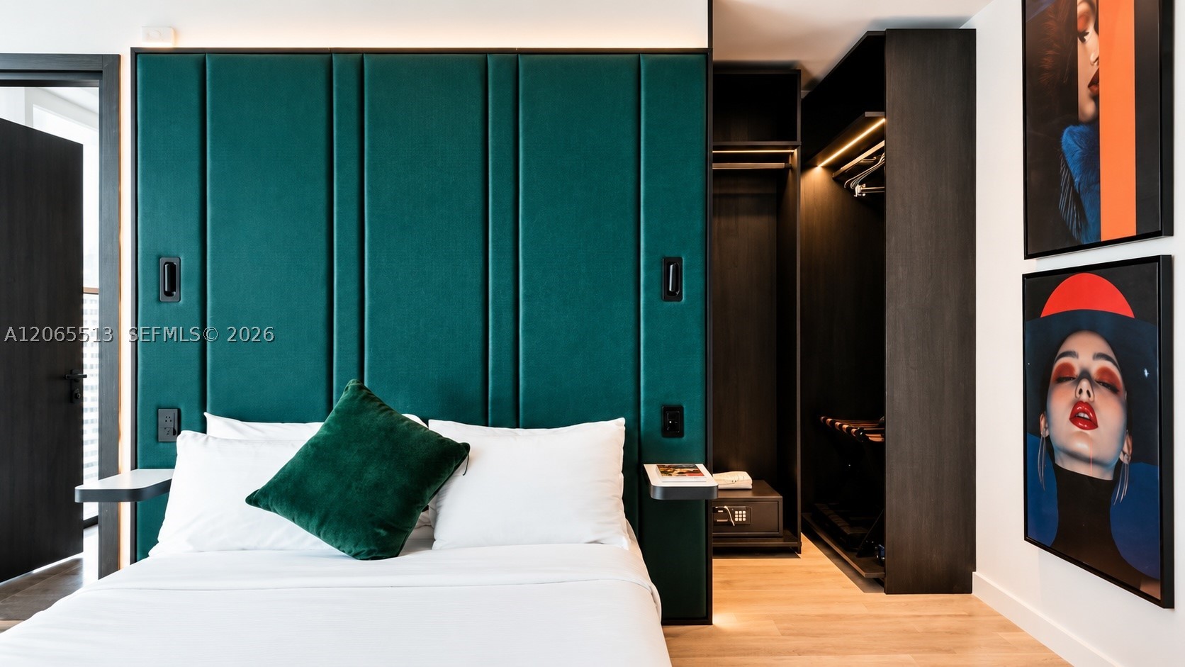 image E11EVEN Hotel & Residences13