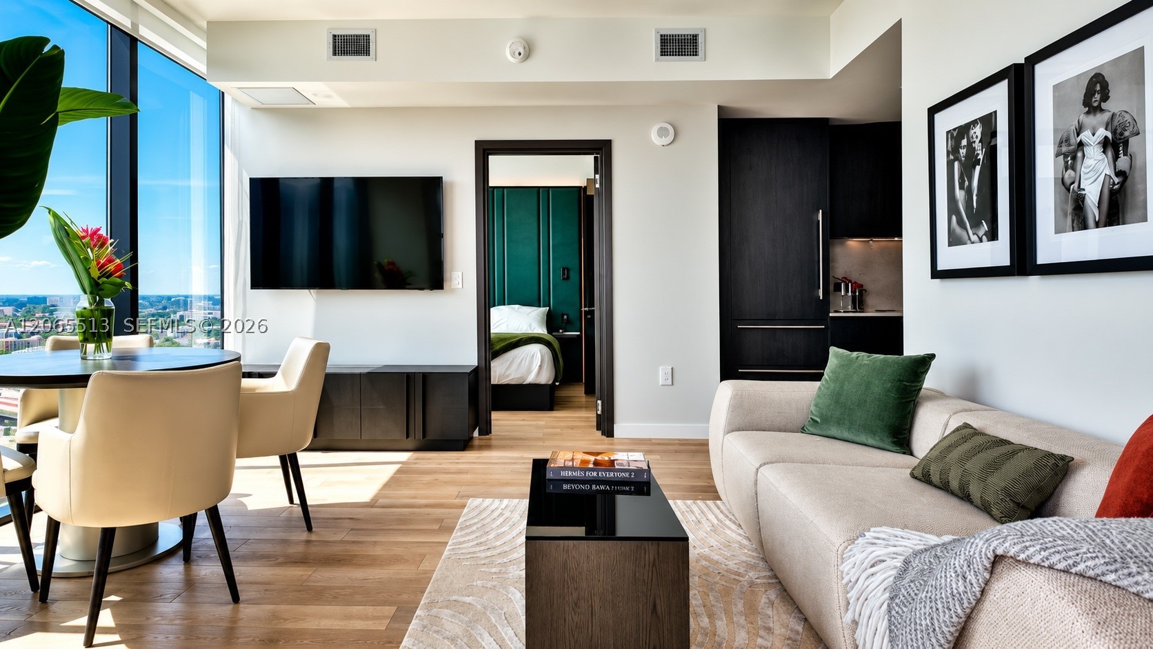 image E11EVEN Hotel & Residences2