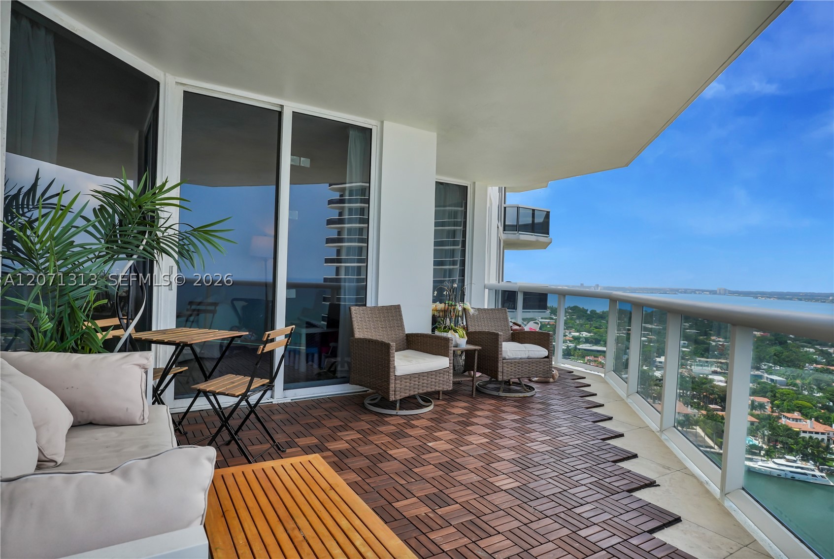 4775 Collins Ave #2908 Miami Beach, FL 33140
