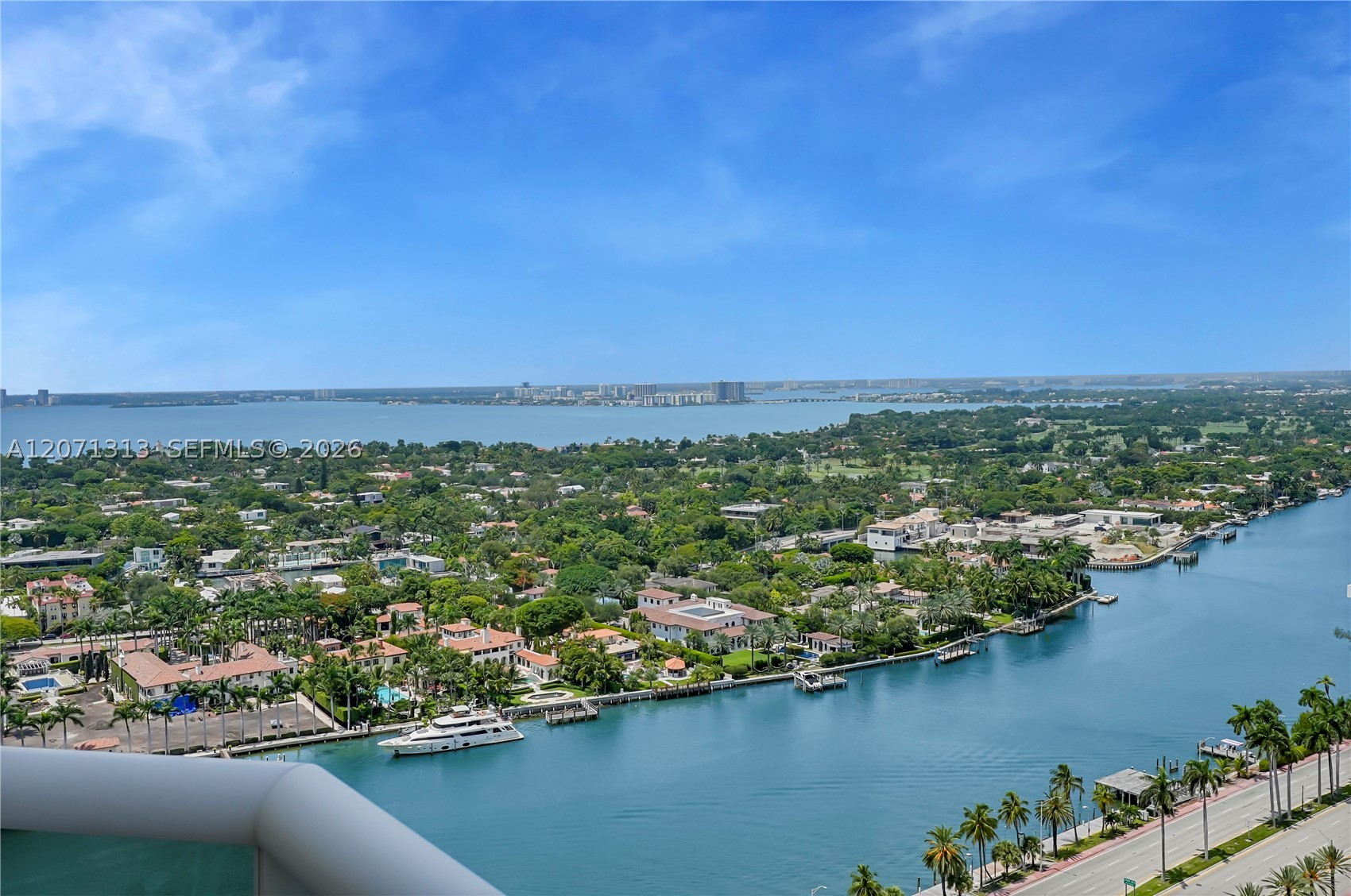 4775 Collins Ave #2908 Miami Beach, FL 33140