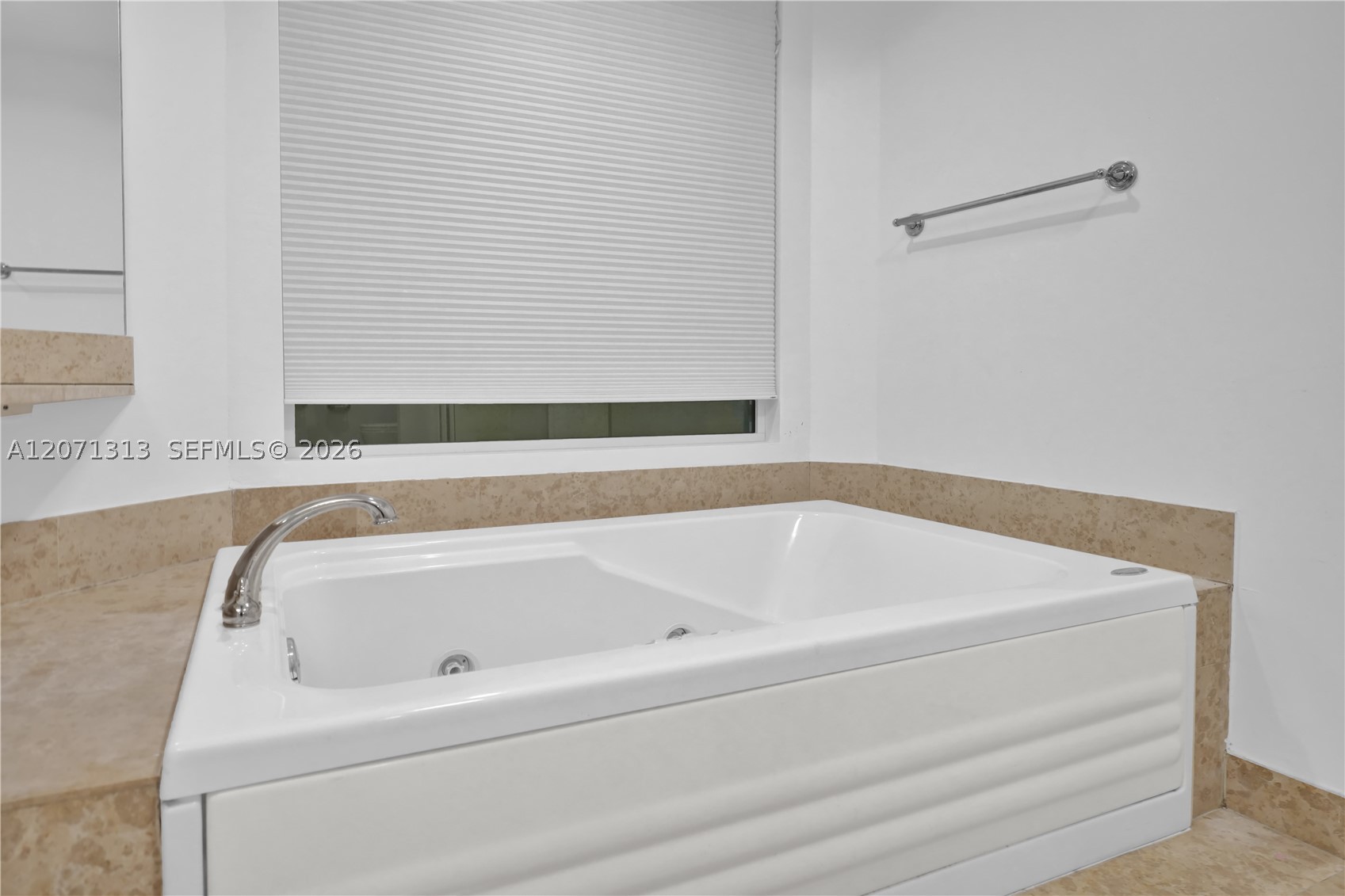 4775 Collins Ave #2908 Miami Beach, FL 33140