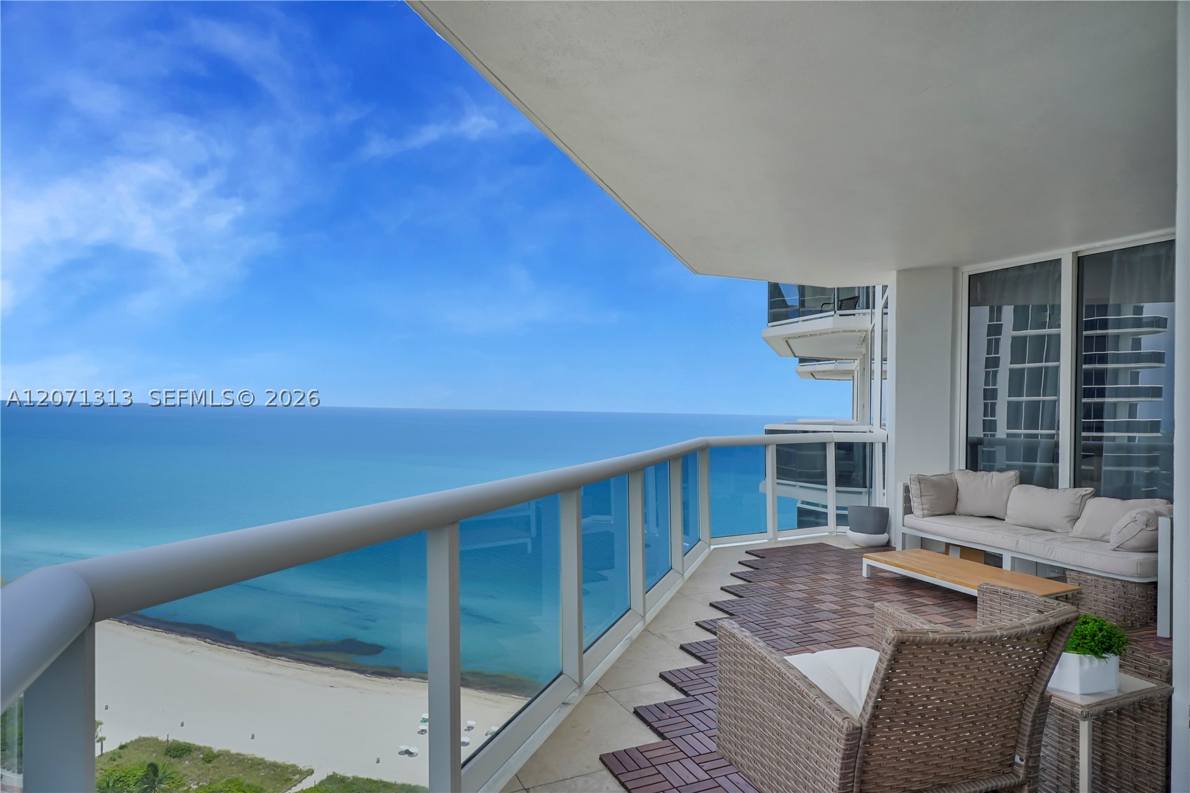 4775 Collins Ave #2908 Miami Beach, FL 33140