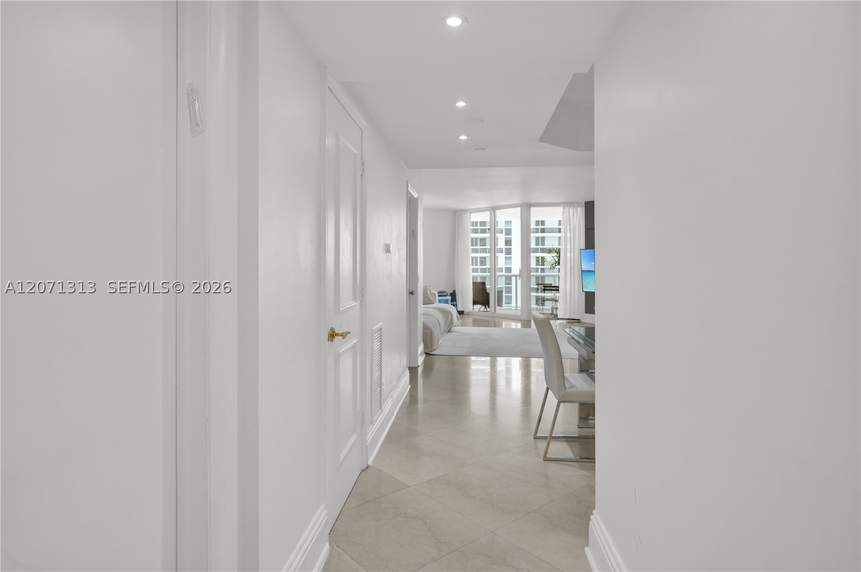 4775 Collins Ave #2908 Miami Beach, FL 33140