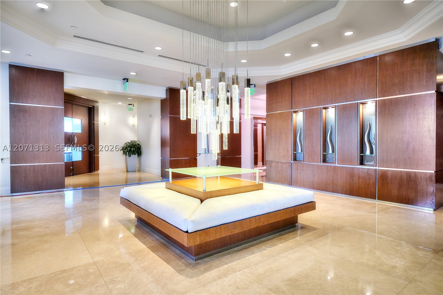 4775 Collins Ave #2908 Miami Beach, FL 33140
