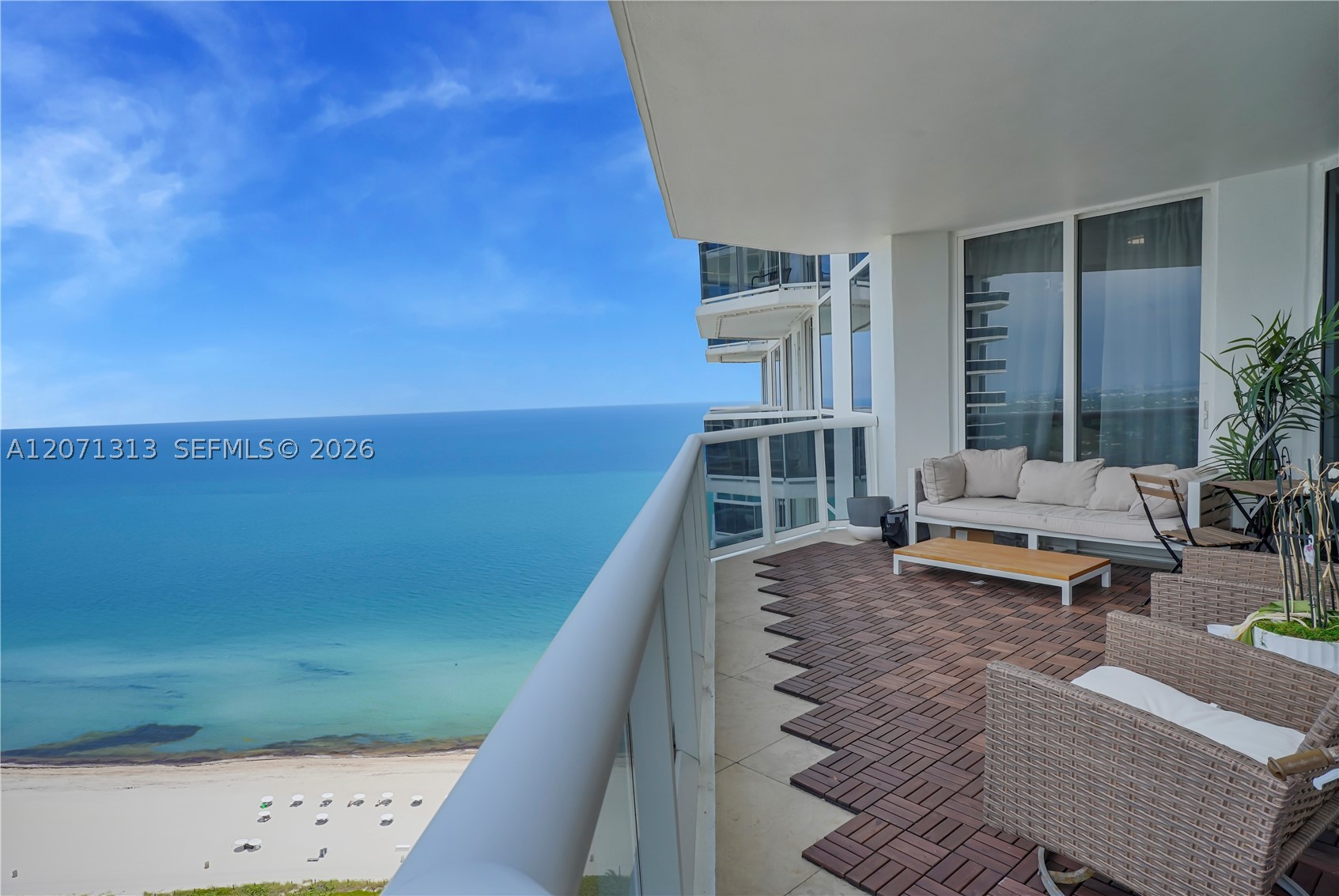 4775 Collins Ave #2908 Miami Beach, FL 33140
