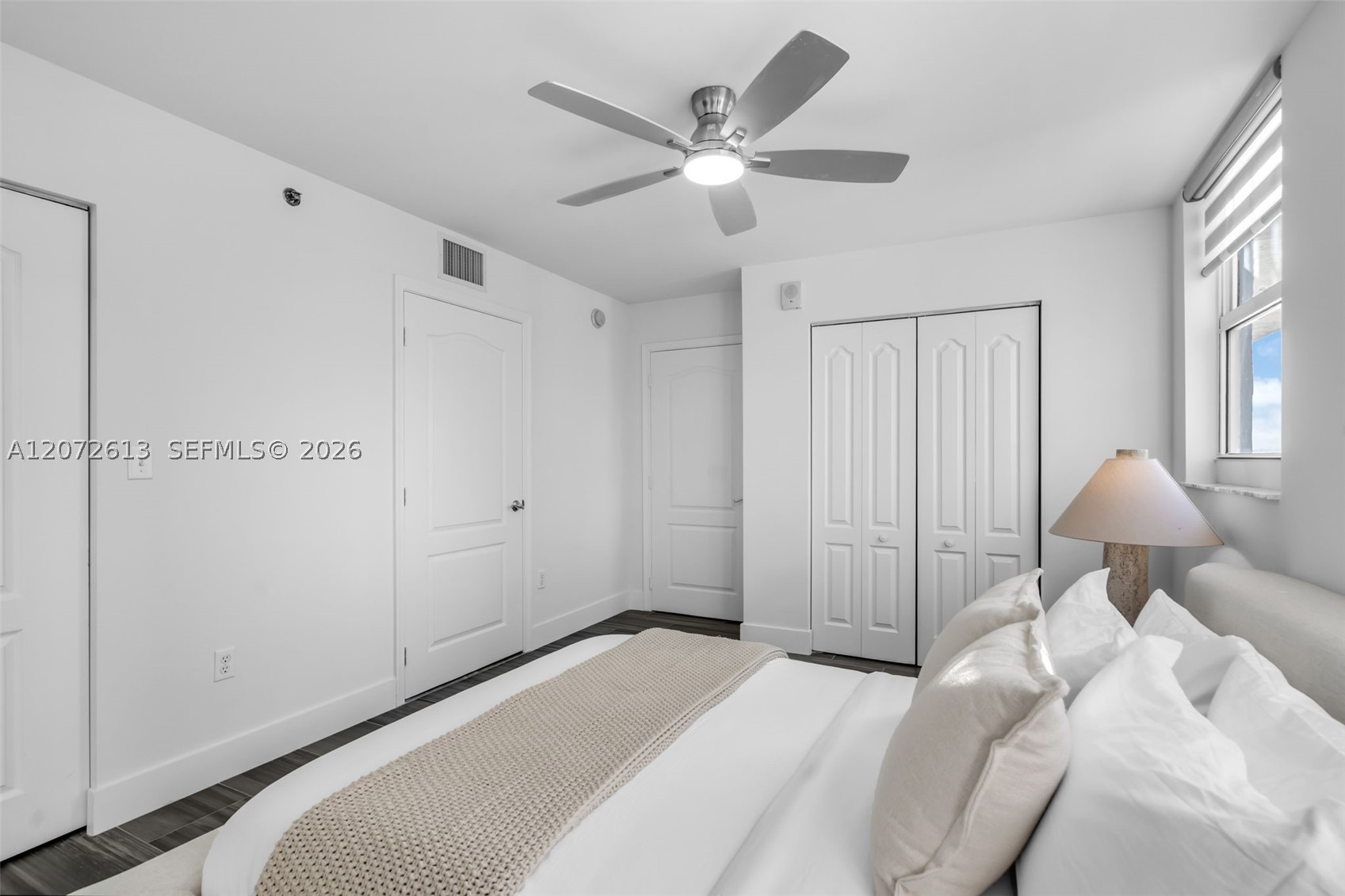 1200 Brickell Bay Dr #2501 Miami, FL 33131