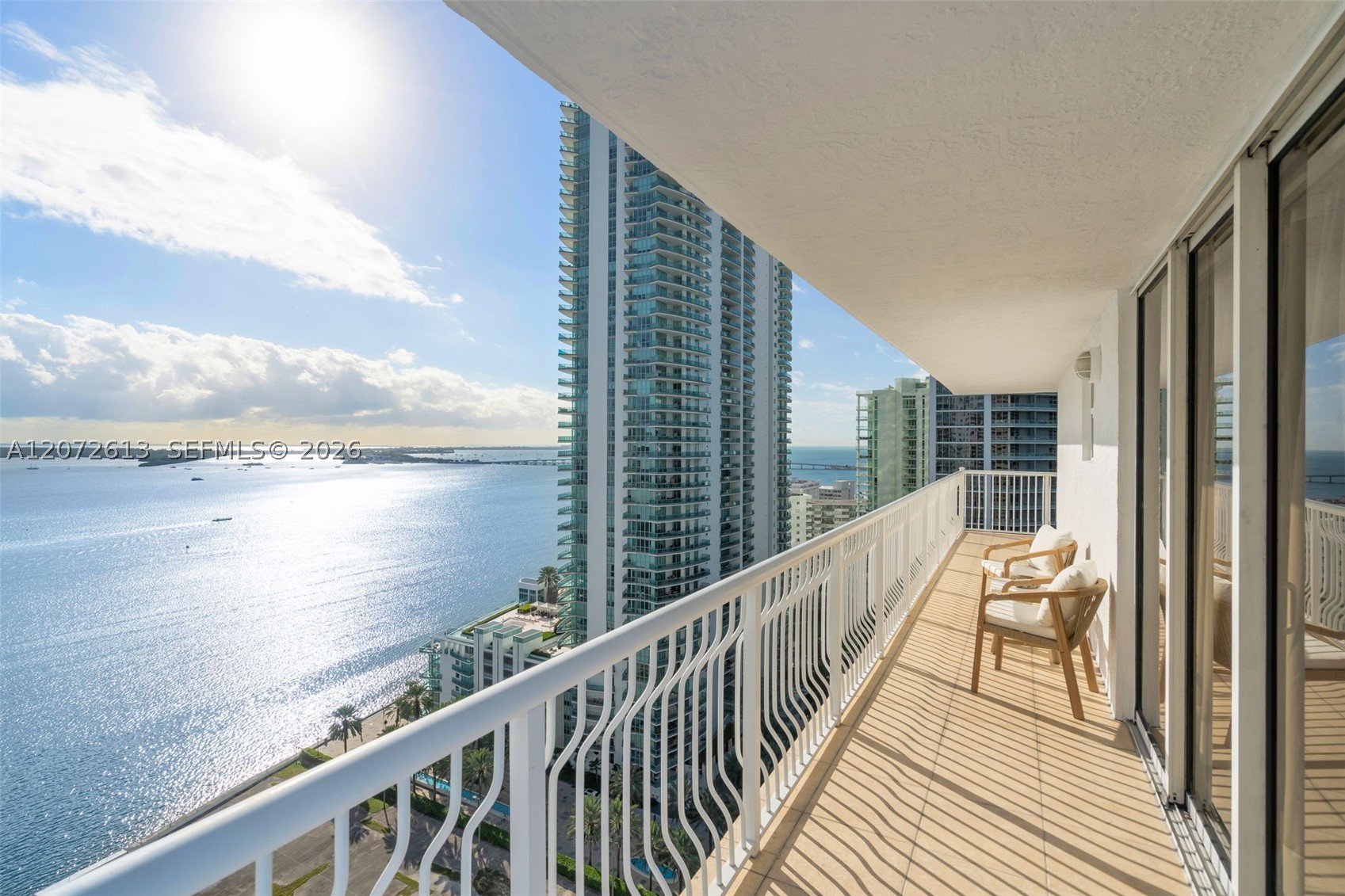 1200 Brickell Bay Dr #2501 Miami, FL 33131