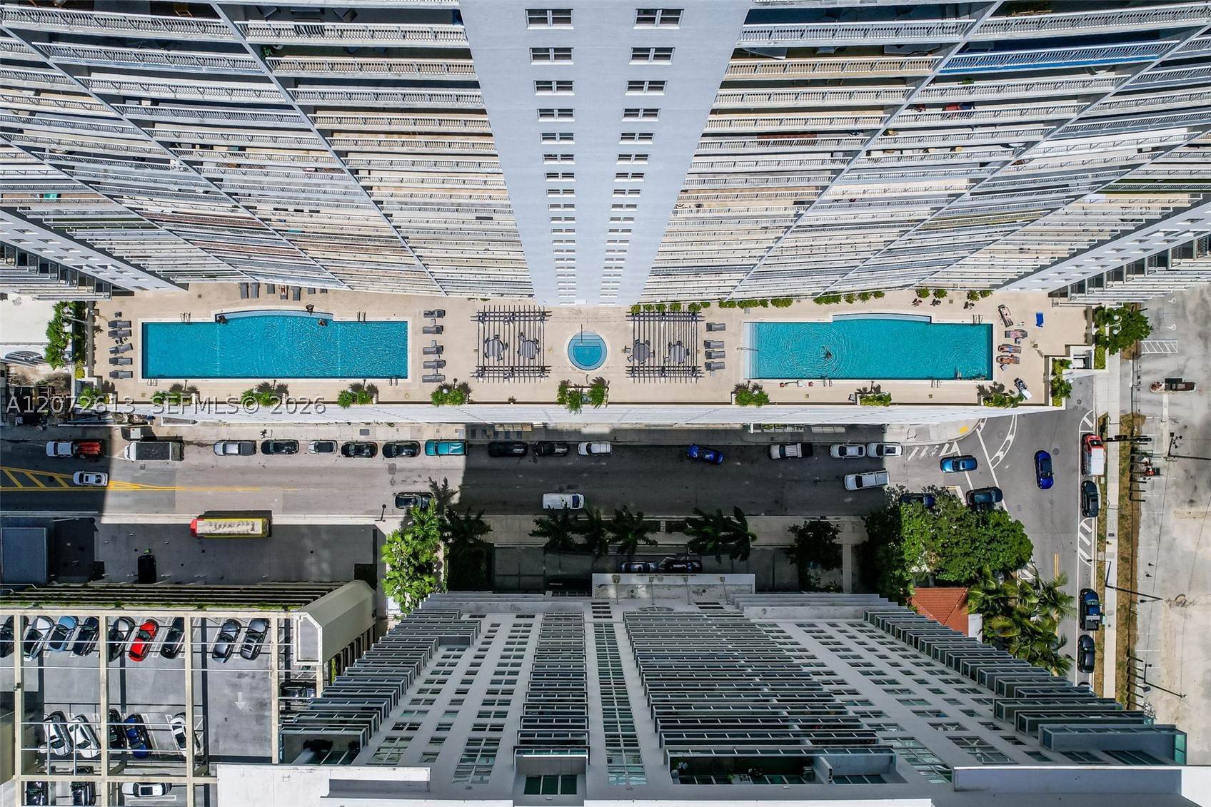 1200 Brickell Bay Dr #2501 Miami, FL 33131