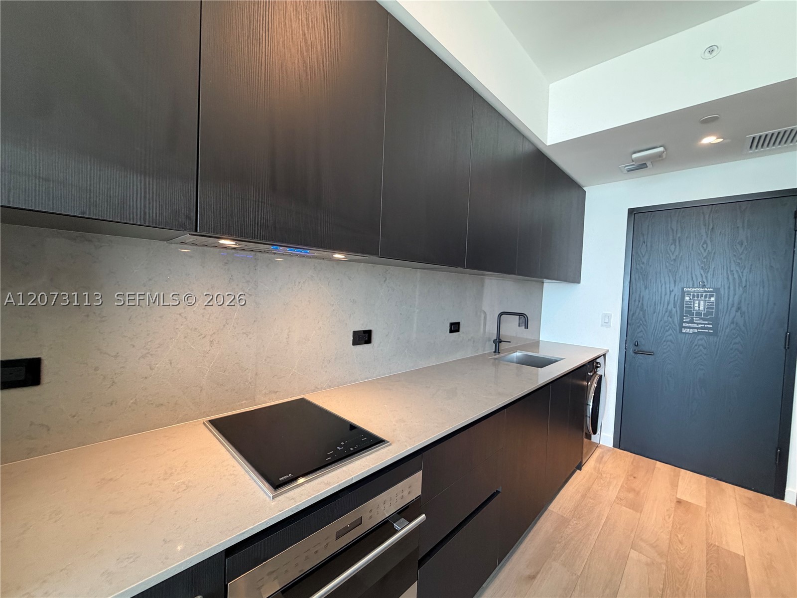 20 NE 11th #2703B