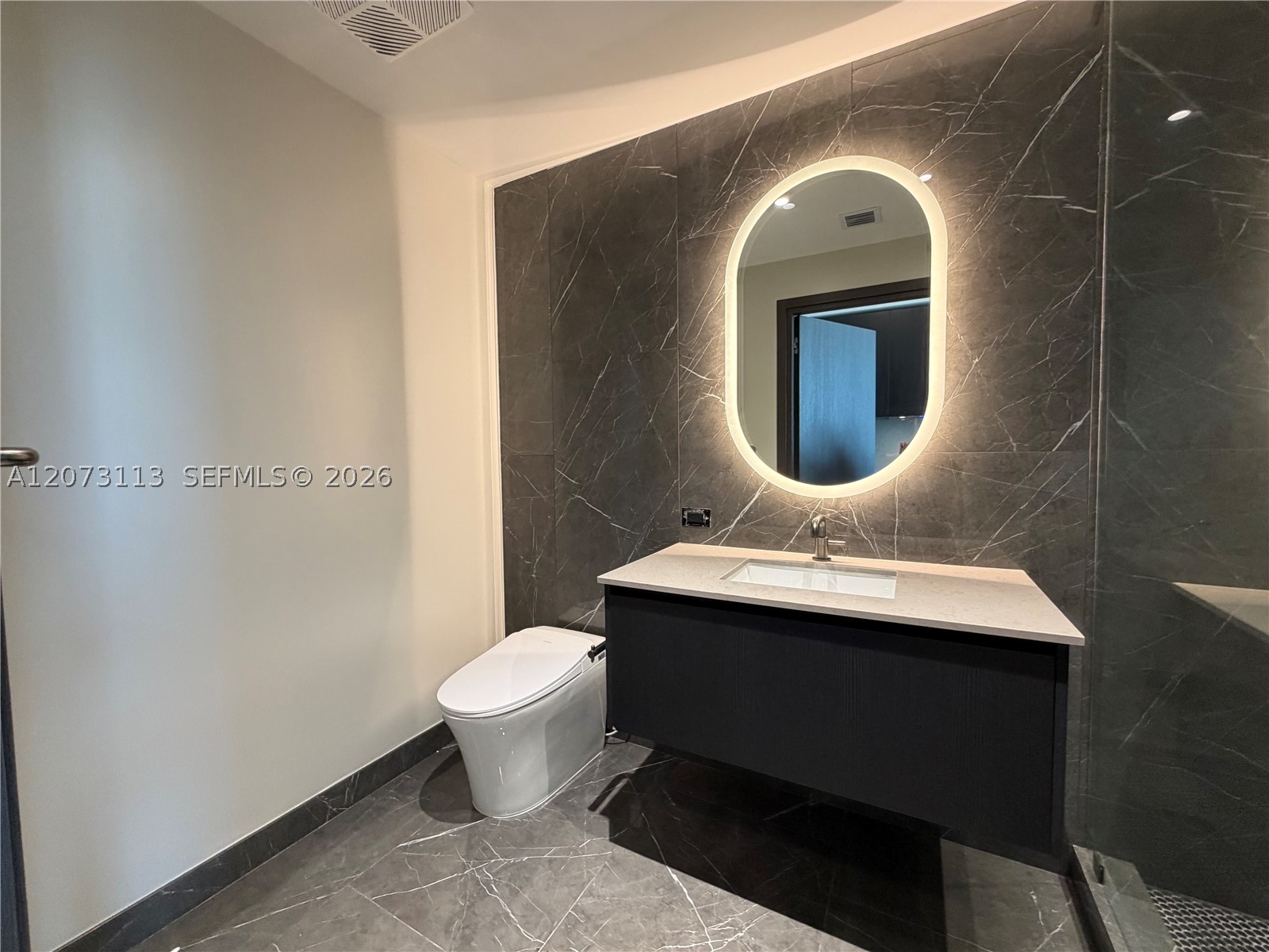 image E11EVEN Hotel & Residences2