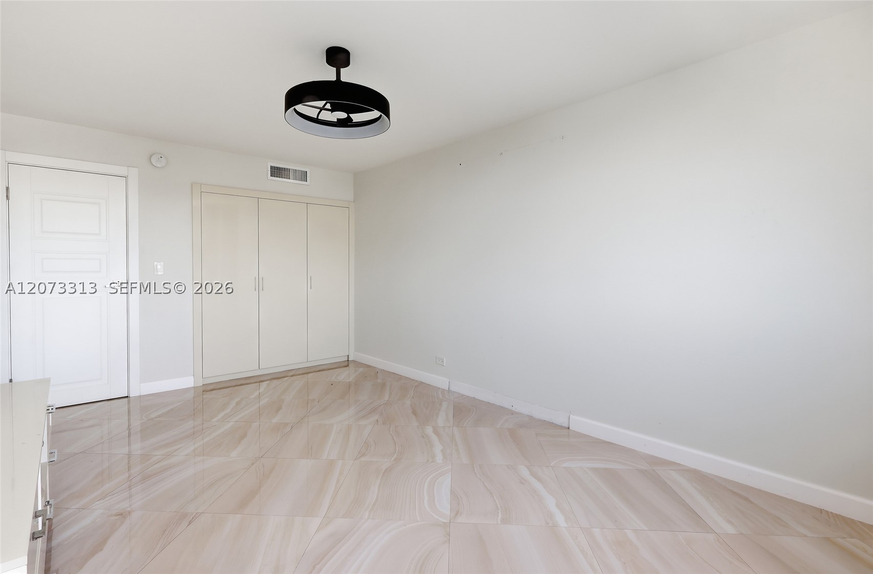 250 174th St #2004 Sunny Isles Beach, FL 33160