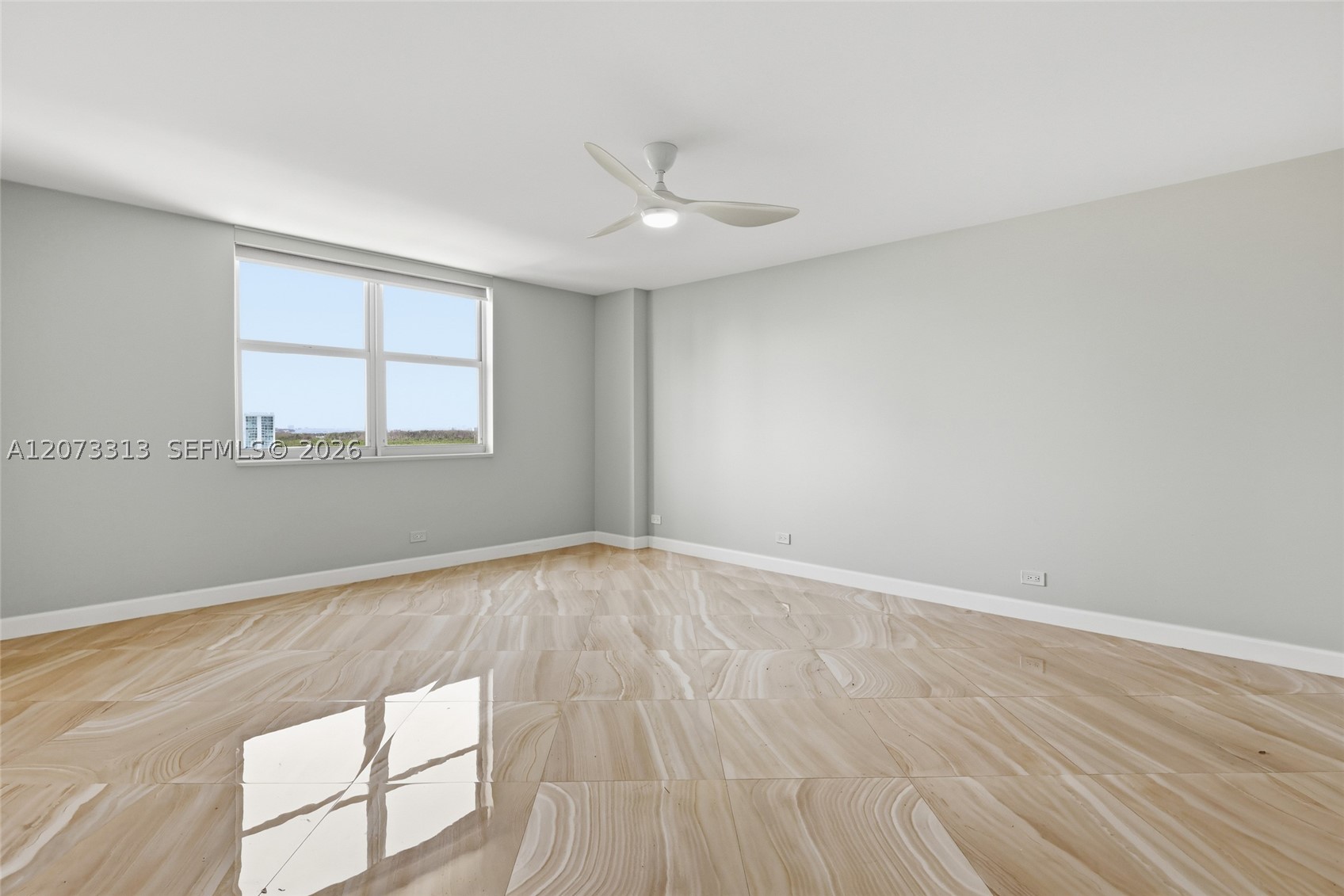 250 174th St #2004 Sunny Isles Beach, FL 33160