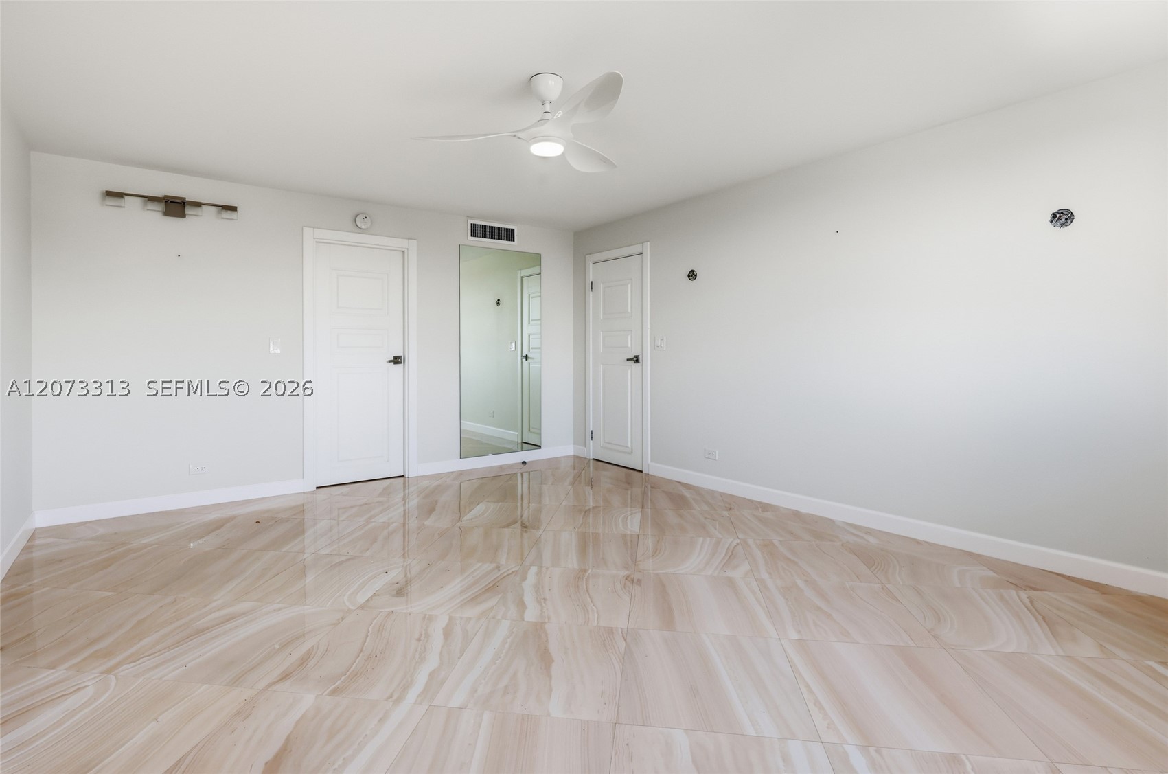 250 174th St #2004 Sunny Isles Beach, FL 33160