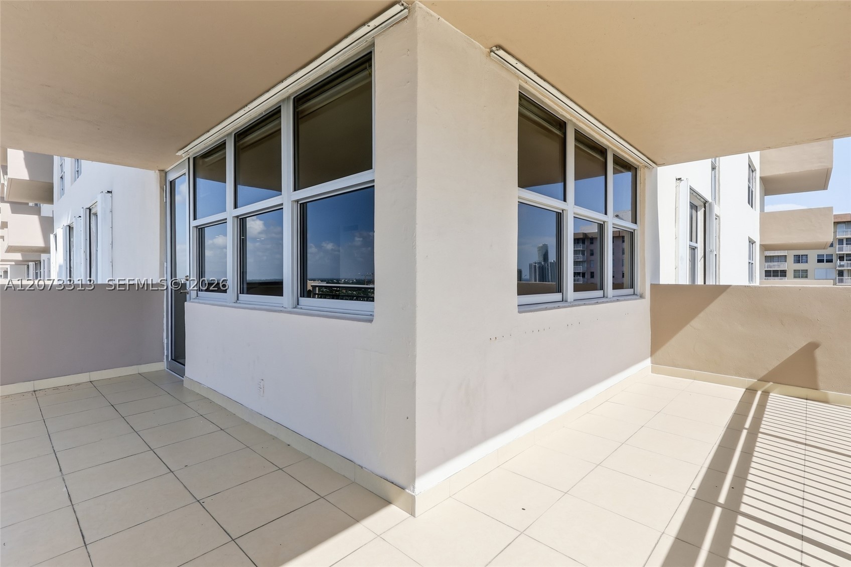 250 174th St #2004 Sunny Isles Beach, FL 33160