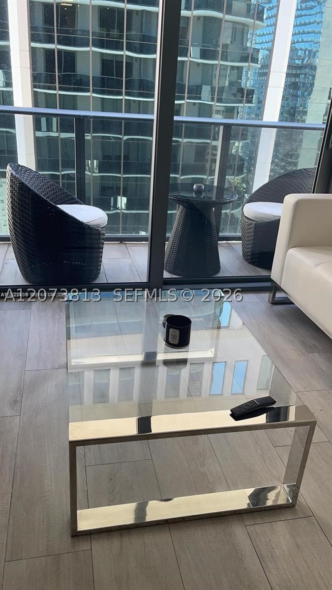 image Brickell Heights West15