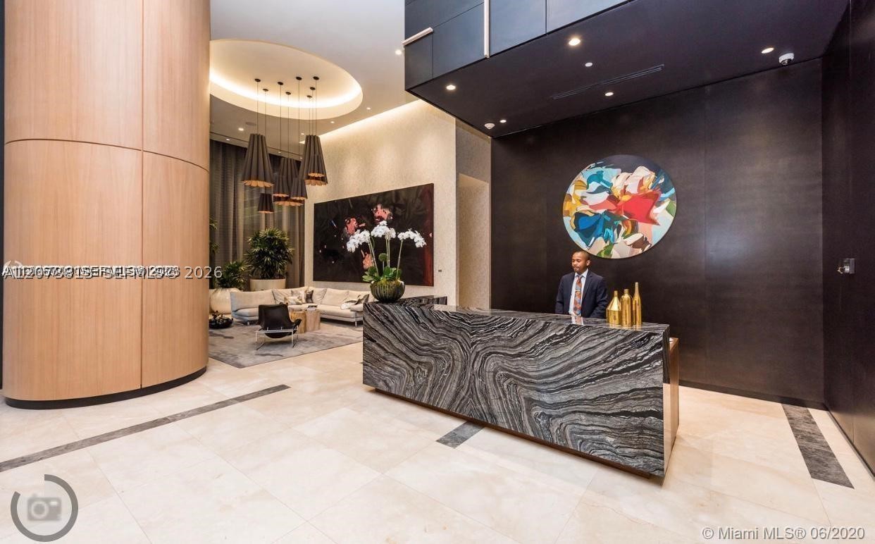 image Brickell Heights West1