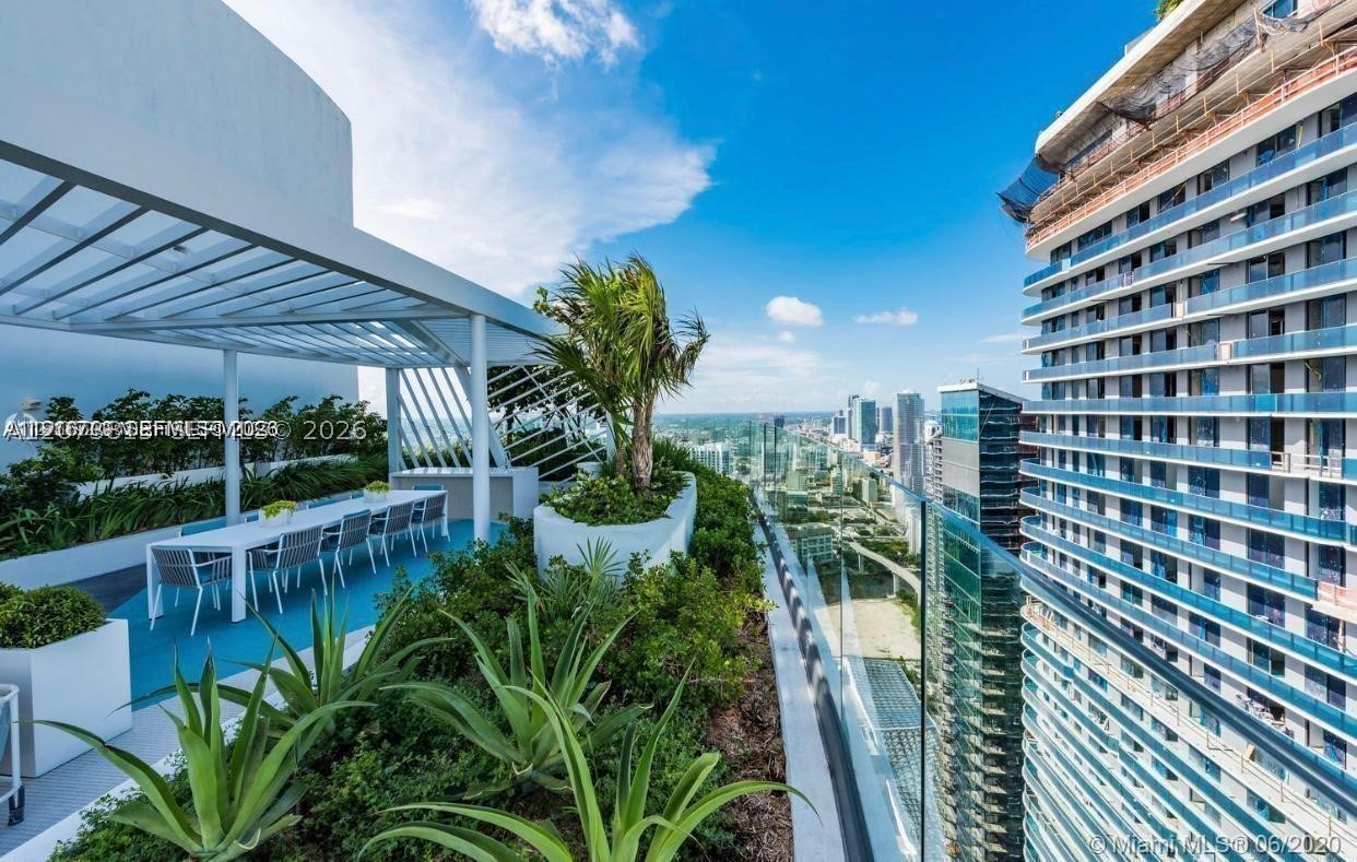 image Brickell Heights West26