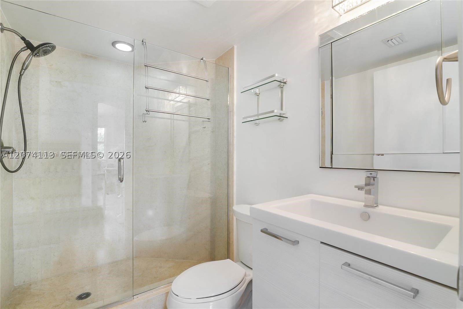 19900 E Country Clb Dr #620 Aventura, FL 33180