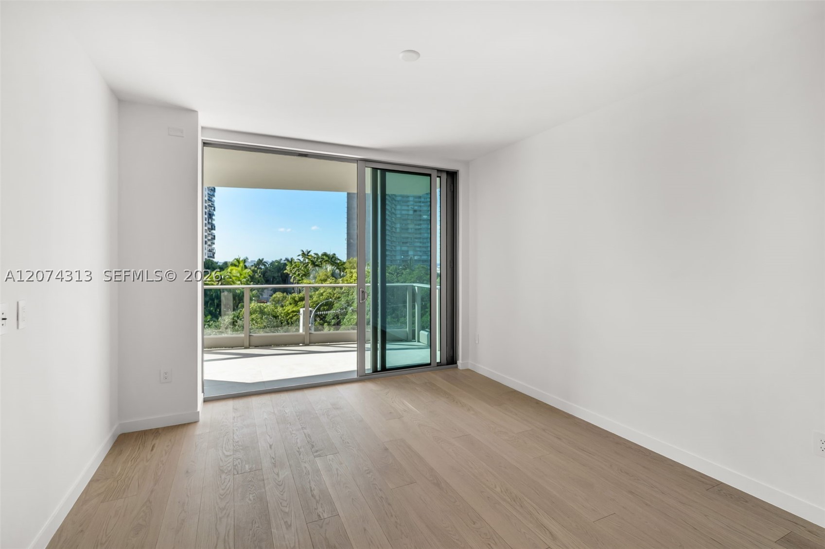2200 Brickell Ave #416 Miami, FL 33129