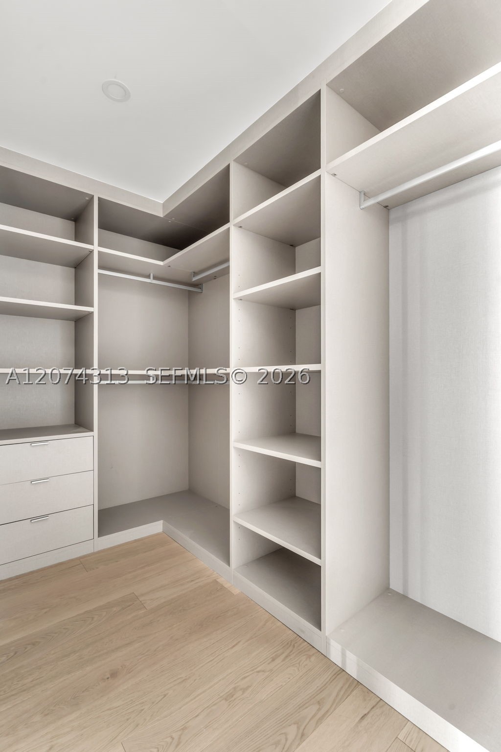 2200 Brickell Ave #416 Miami, FL 33129