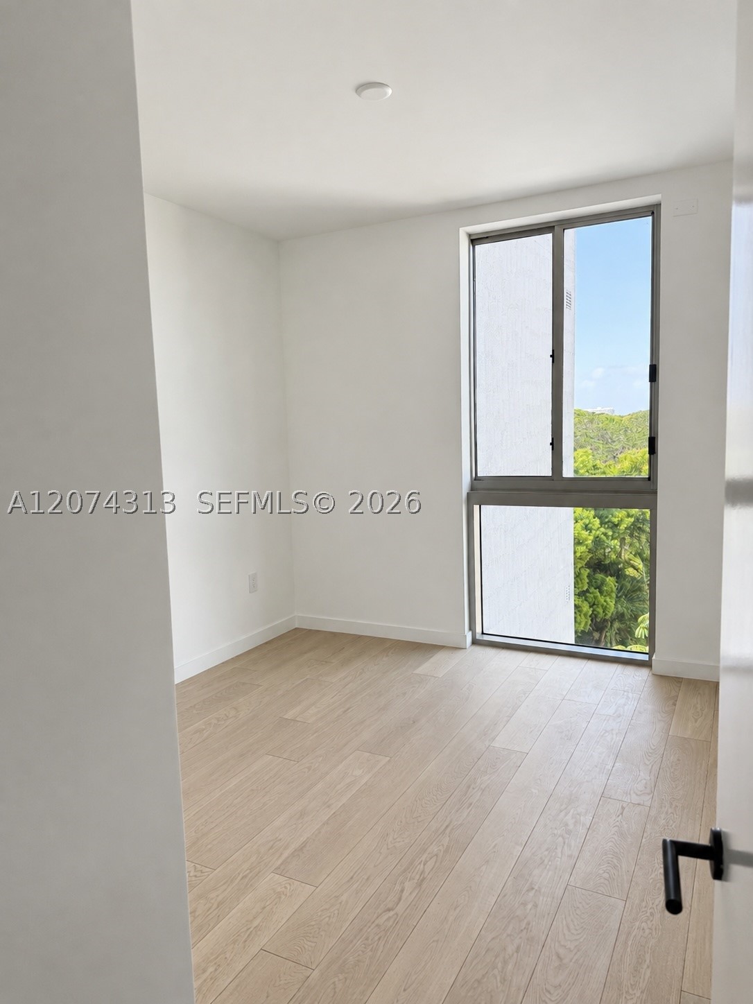 2200 Brickell Ave #416 Miami, FL 33129