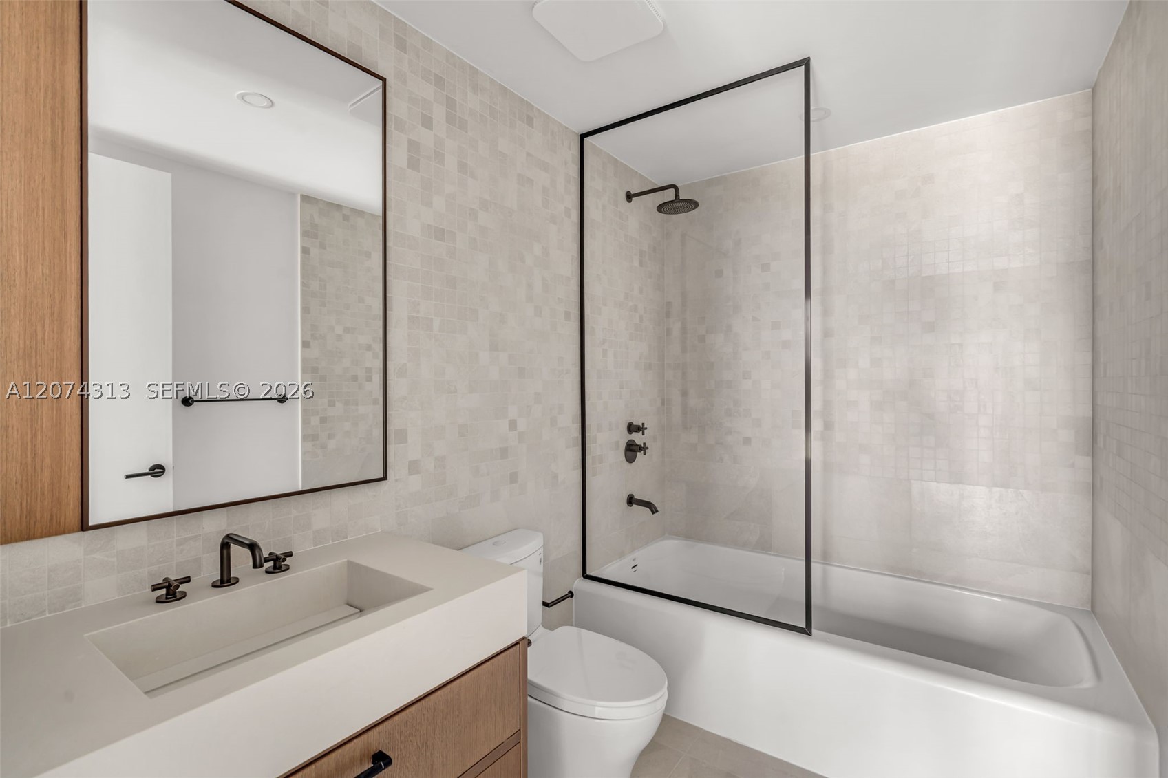 2200 Brickell Ave #416 Miami, FL 33129