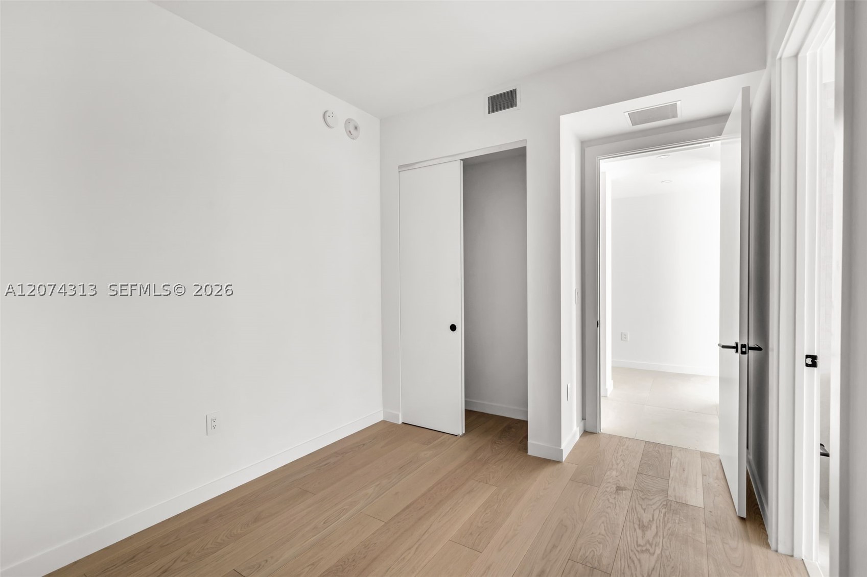 2200 Brickell Ave #416 Miami, FL 33129