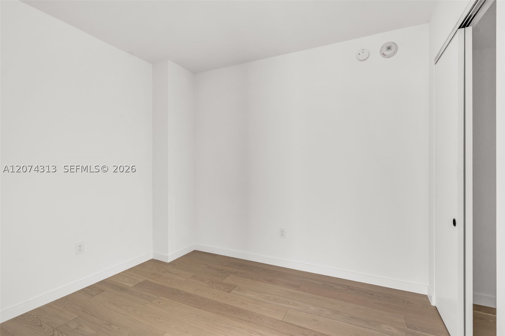 2200 Brickell Ave #416 Miami, FL 33129