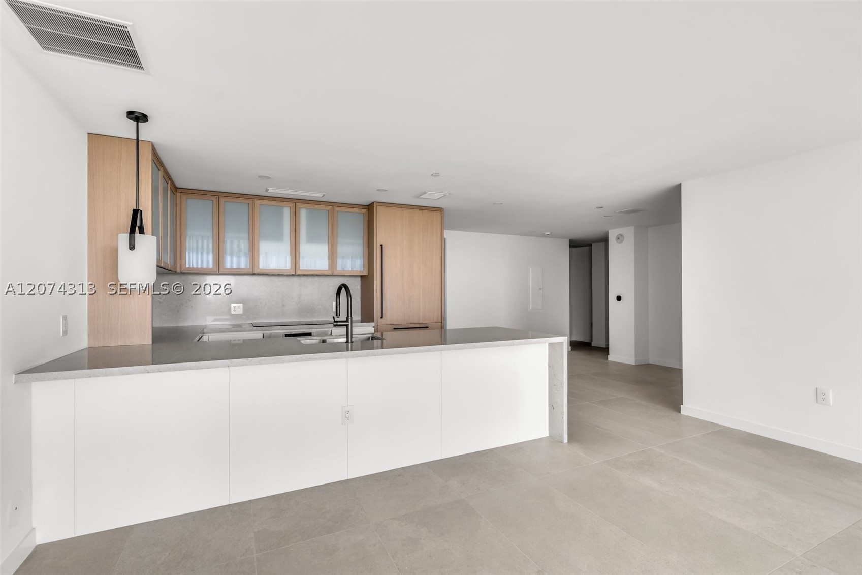 2200 Brickell Ave #416 Miami, FL 33129