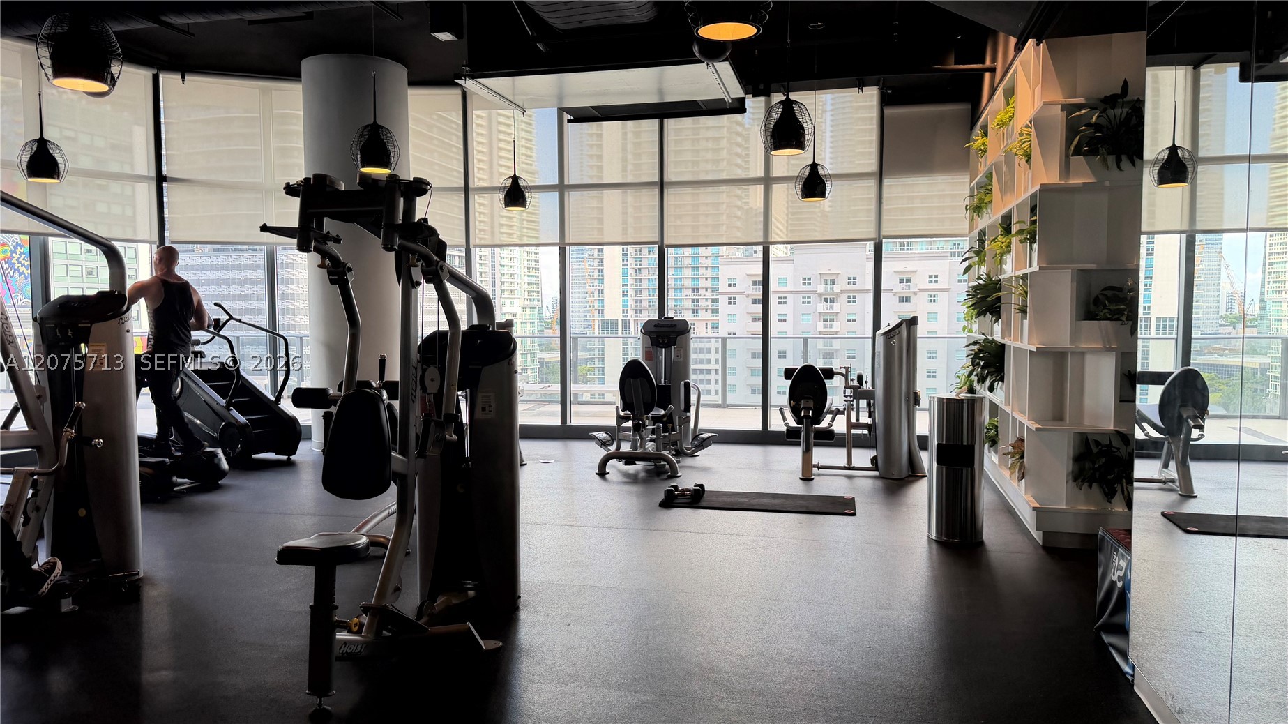 image Brickell Heights East22