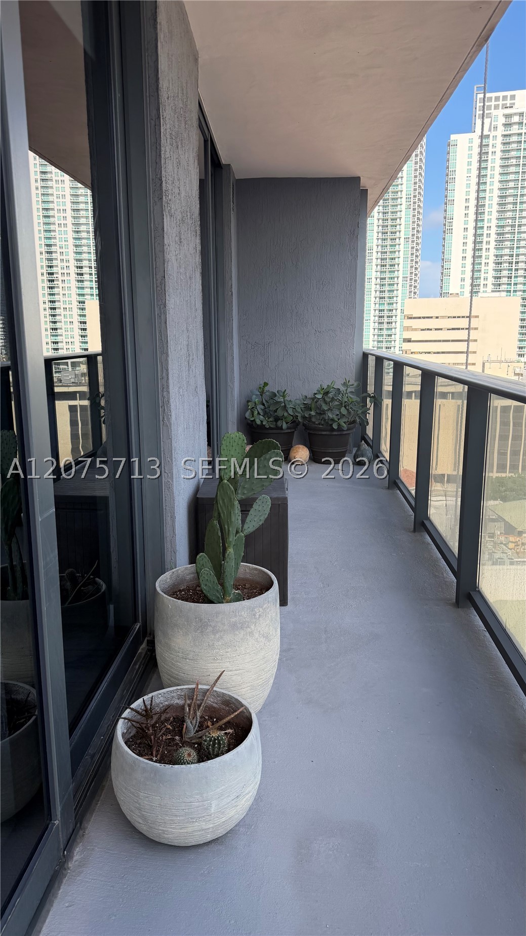 image Brickell Heights East37