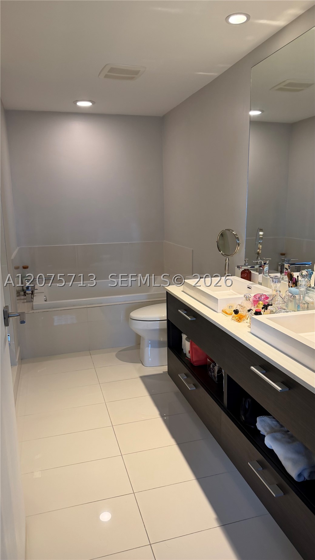 image Brickell Heights East38