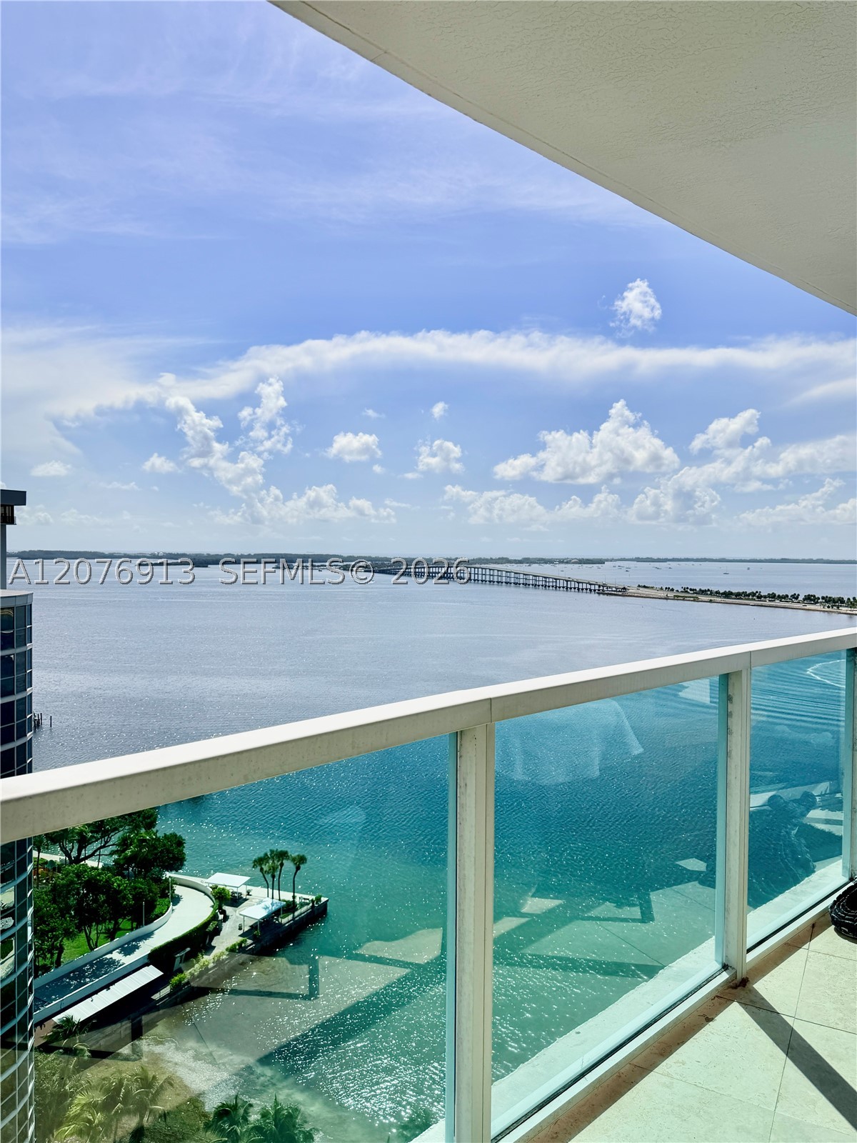 image Skyline on Brickell12