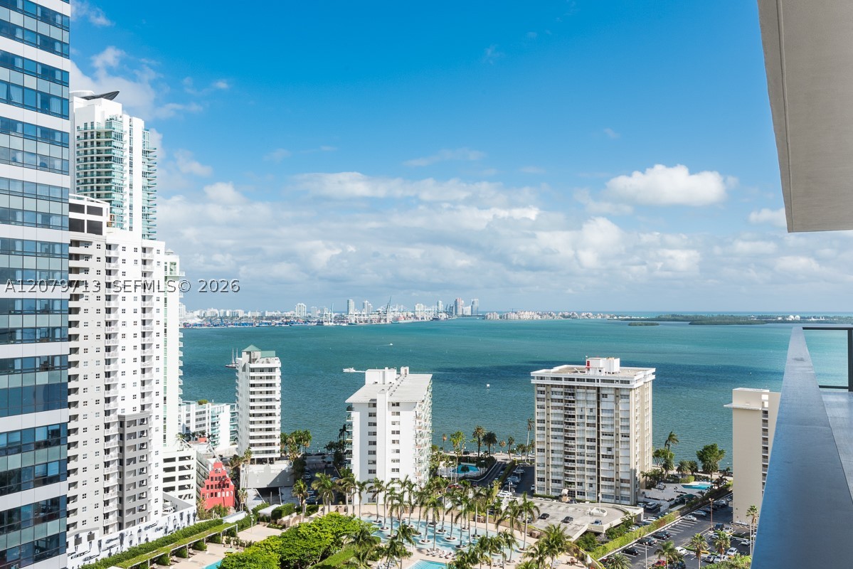 1451 Brickell Ave #2206
