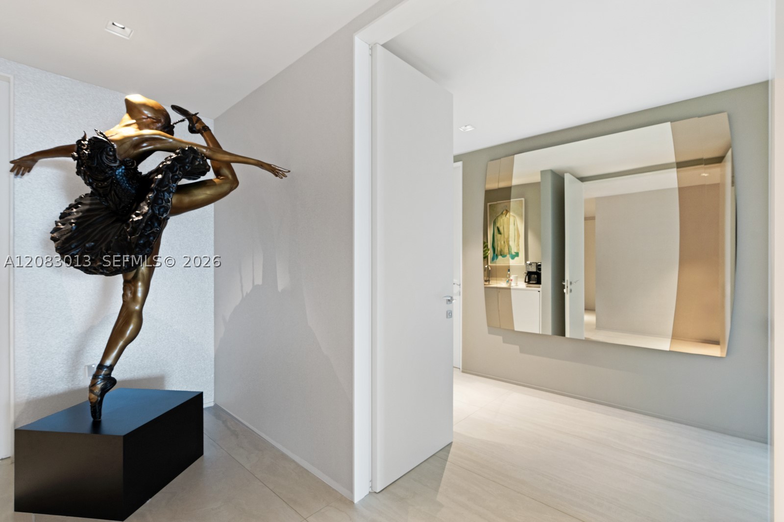 image One Thousand Museum (1000 Museum)18