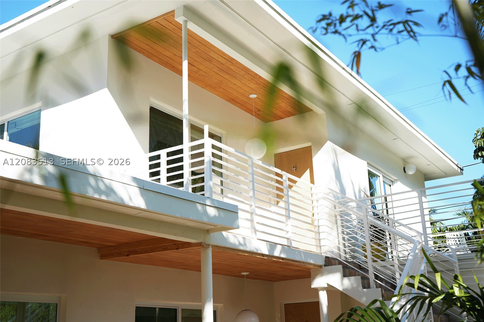 2904 N Ocean Blvd