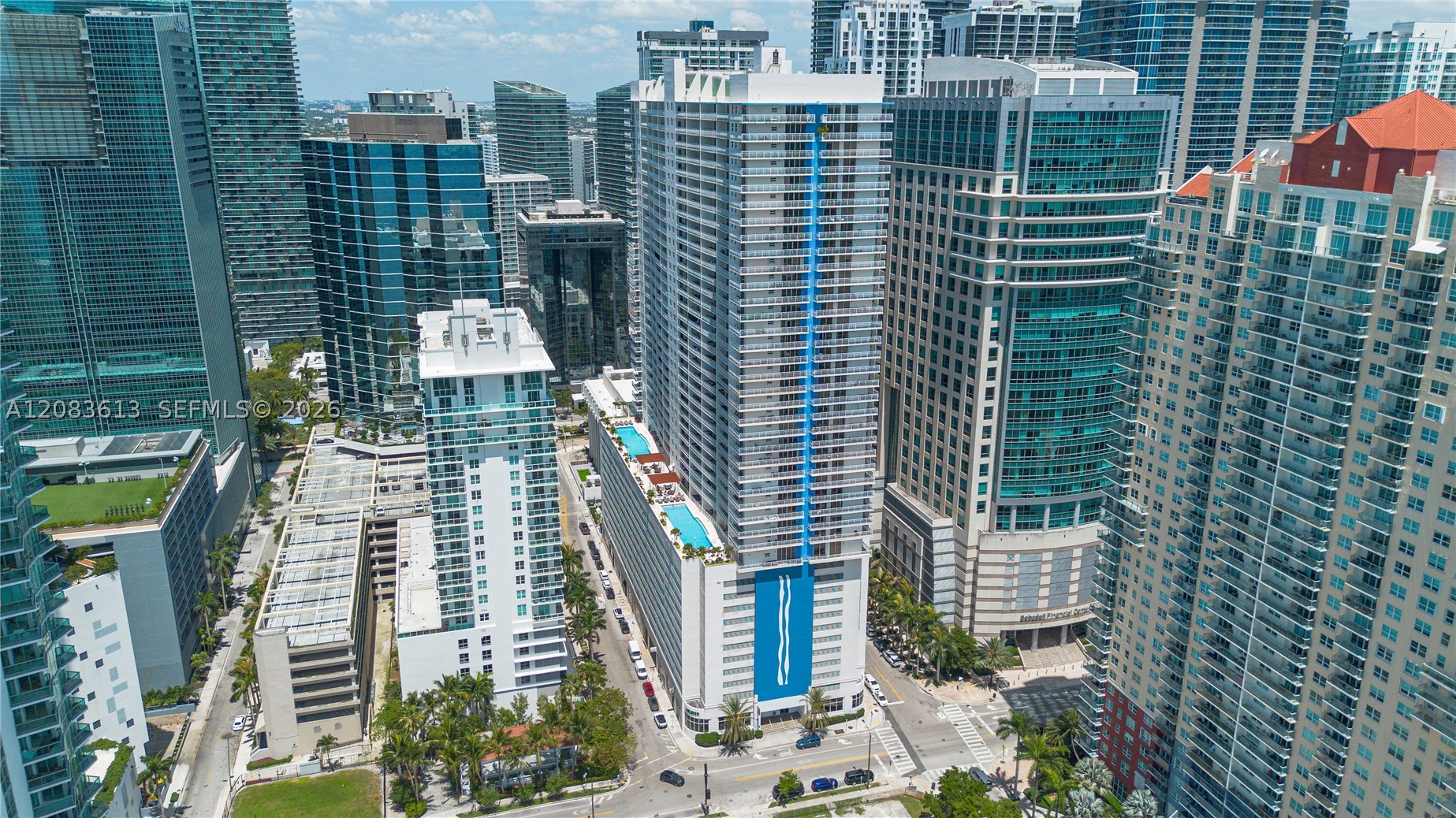 image The Club at Brickell Bay3