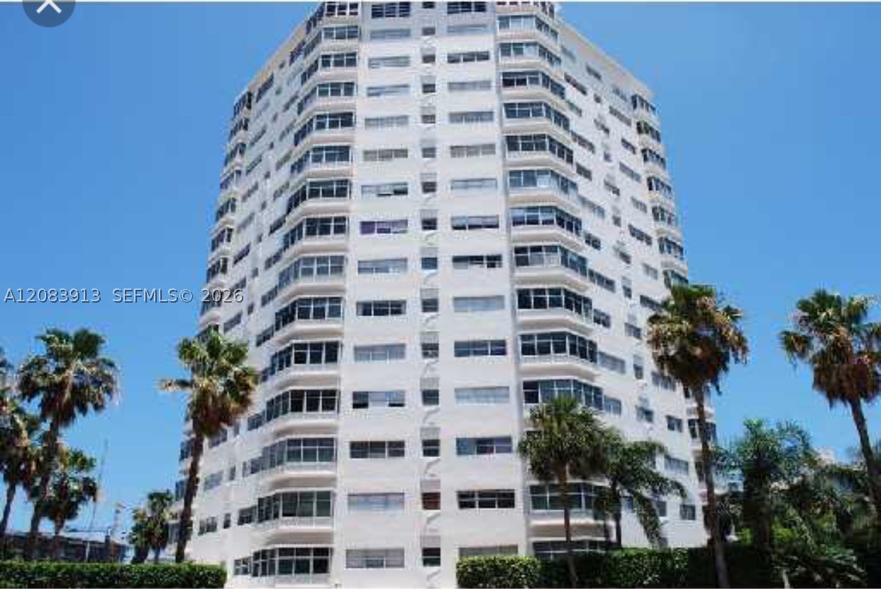 1881 Washington Ave #5B