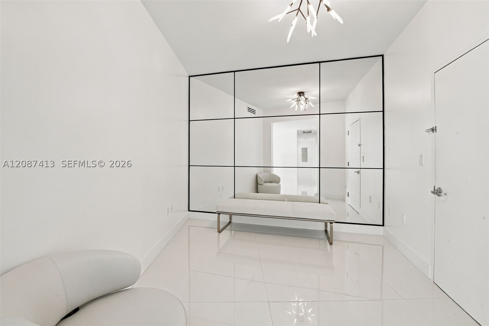 900 Biscayne Blvd #2406 Miami, FL 33132