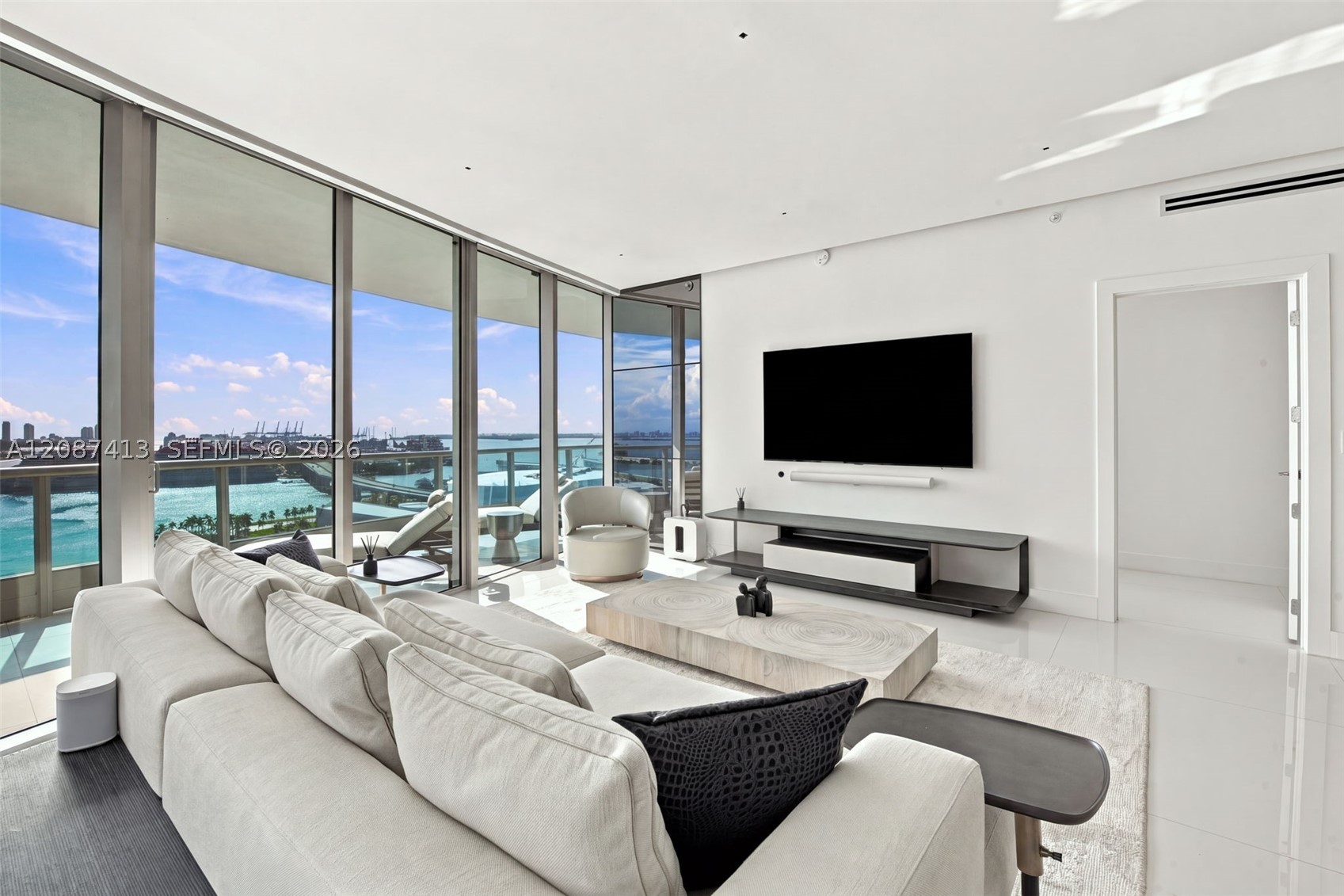 900 Biscayne Blvd #2406 Miami, FL 33132