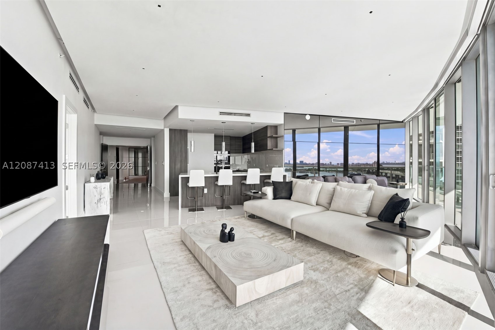 900 Biscayne Blvd #2406 Miami, FL 33132