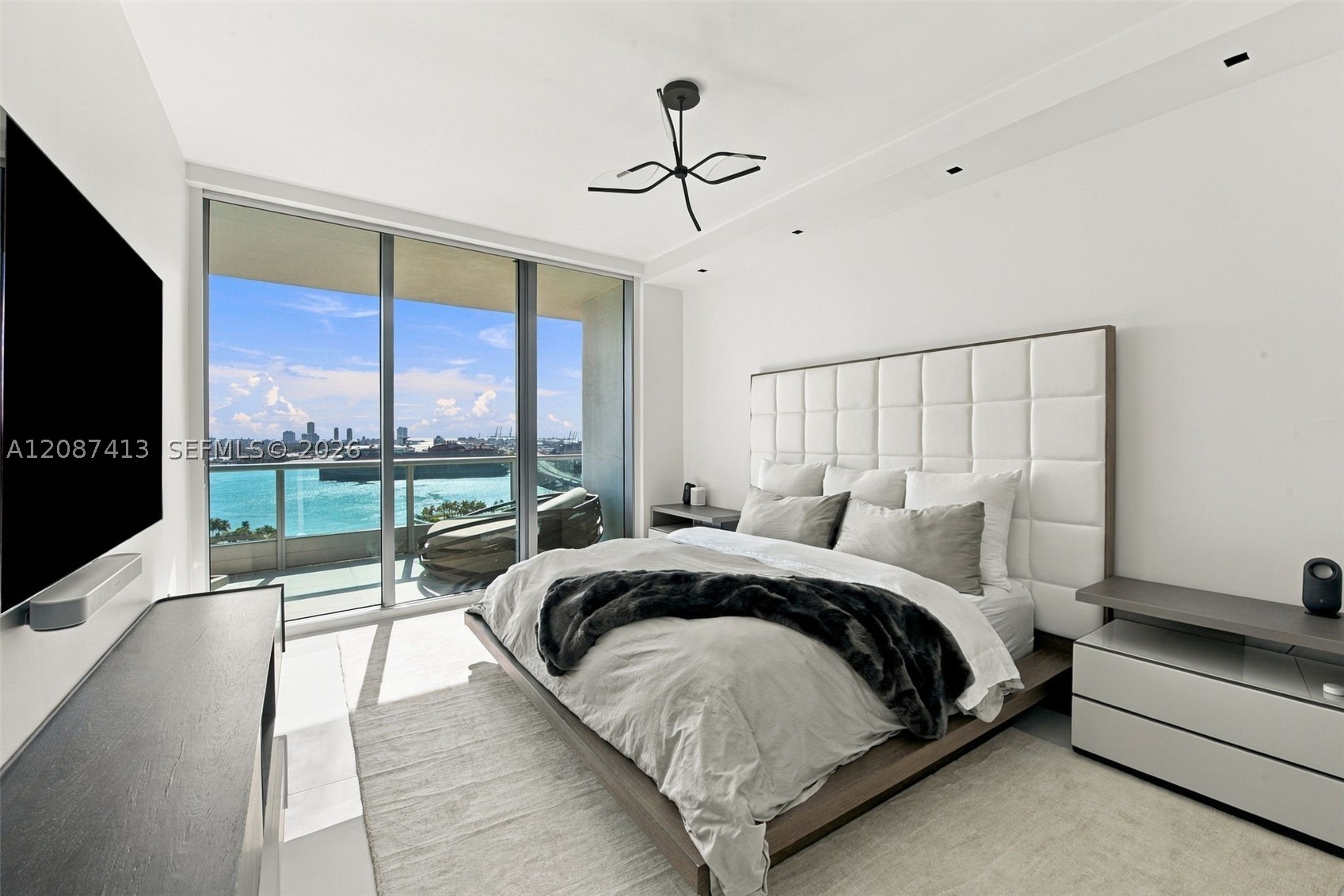 900 Biscayne Blvd #2406 Miami, FL 33132