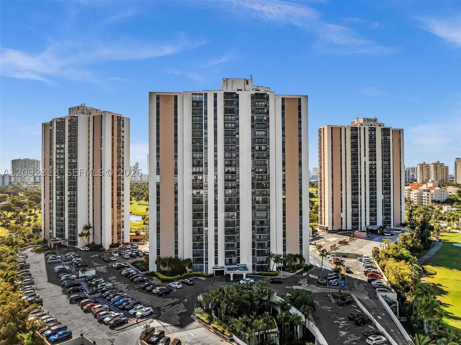 20301 W Country Clb Dr #622