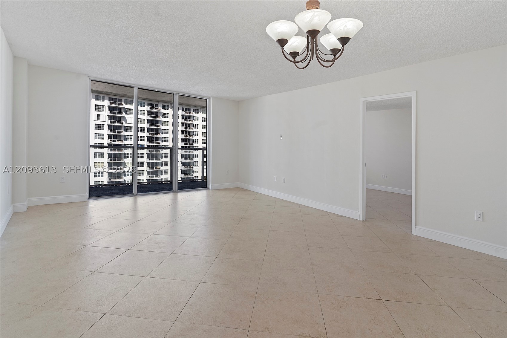 5701 Collins Ave #1007 Miami Beach, FL 33140
