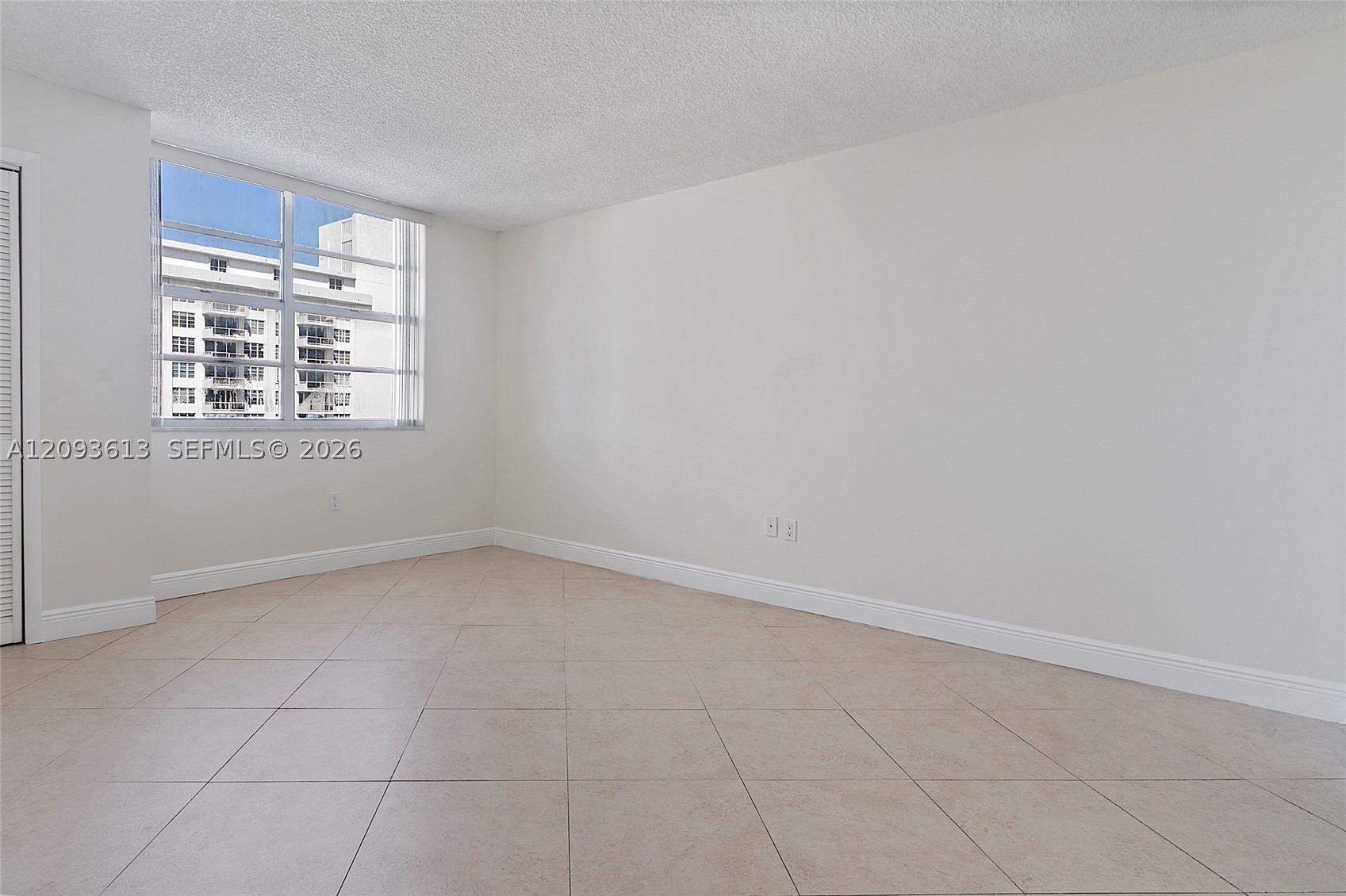 5701 Collins Ave #1007 Miami Beach, FL 33140
