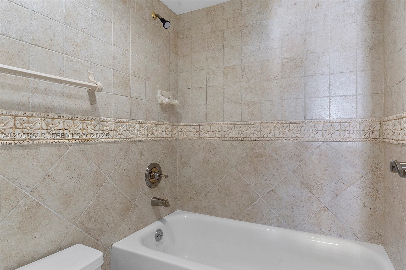 5701 Collins Ave #1007 Miami Beach, FL 33140