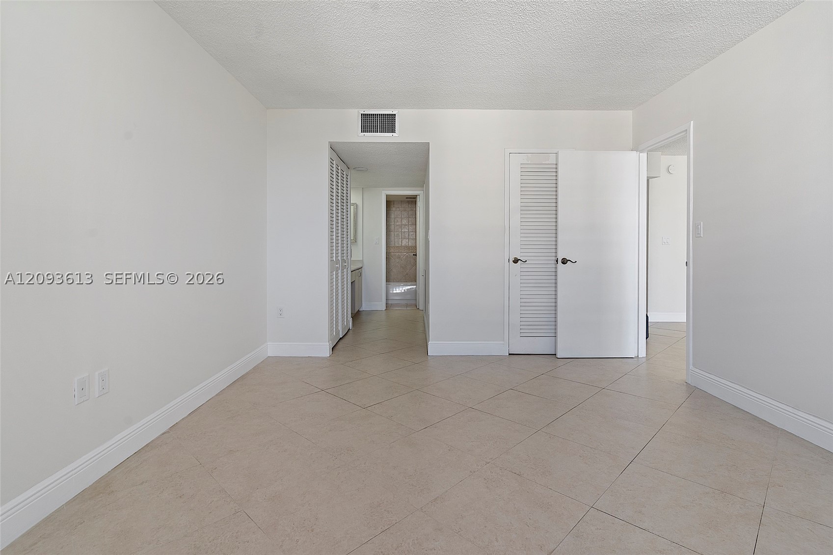 5701 Collins Ave #1007 Miami Beach, FL 33140