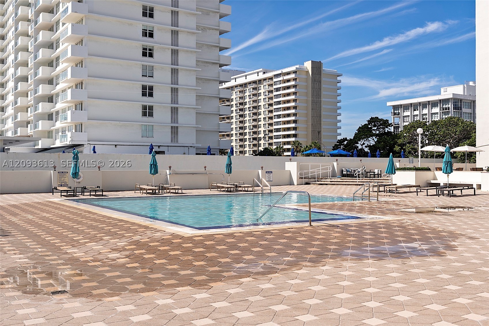 5701 Collins Ave #1007 Miami Beach, FL 33140