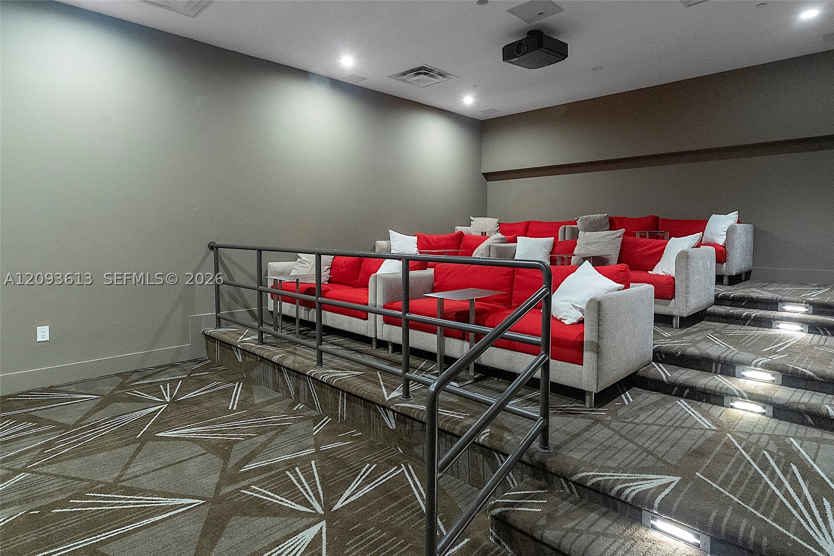 5701 Collins Ave #1007 Miami Beach, FL 33140